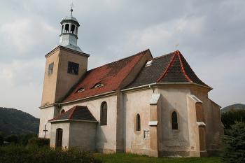 Kostel od jihovýchodu (© Ivan Grisa, 09/2008)