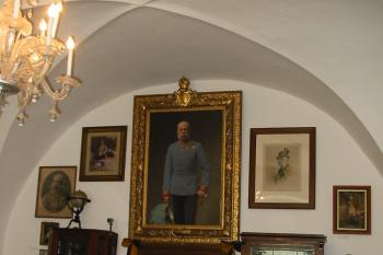 jedna z klenbových místností v přízemí (© D Dohňanský, 06/2015)