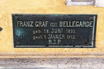 náhrobek Františka Bellegardeho ( © Jan P. Štěpánek 03/2008)