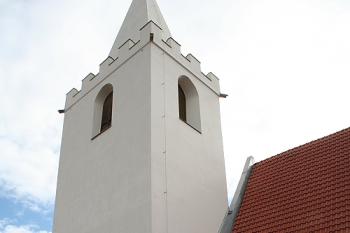 Věž od severozápadu (© Ivan Grisa, 10/2008)