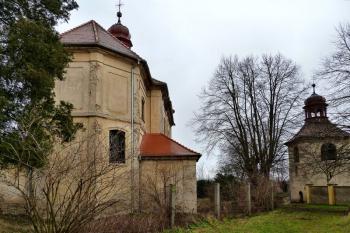Kostel svatého Jiljí (Dolánky) ( © František Kinař 05/2017)