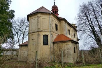 Kostel svatého Jiljí (Dolánky) ( © František Kinař 05/2017)