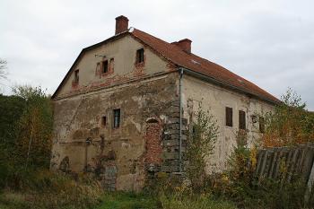 Zámek od severozápadu (© Ivan Grisa, 10/2008)