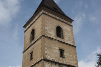 Věž od jihovýchodu ( © Ivan Grisa 07/2011)