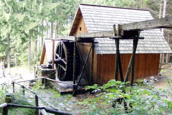 MLÝNY (© Martin Smital, 10/2008)