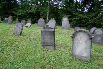 Náhrobky (© Martin Smital, 10/2008)