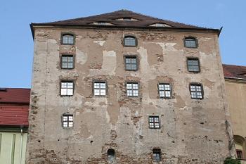 Jižní stěna starého paláce (© Ivan Grisa, 03/2007)