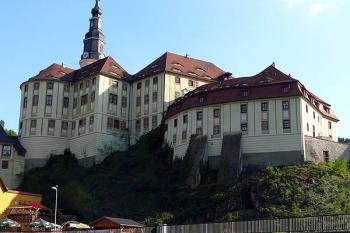 Pohled přes řeku od severu (© Jiří Cukr, 05/2008)
