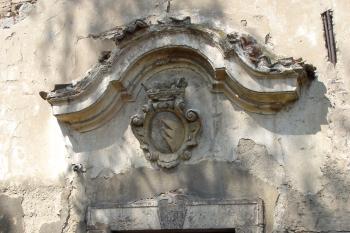 Hlavní vchod ( © iV 9.6.2007)