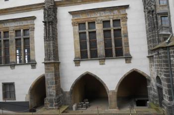 Arkády královského paláce (© Jan Večeřa, 05/2015)