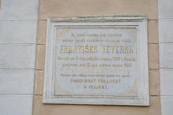 Pamětní deska Františka Veverky (© Ivan Grisa, 10/2008)