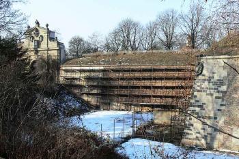 Leopoldova (Francouzská) brána, nároží bastionu XXXIV (sv. Pavla) ( © Petr Turyna 01/2006)