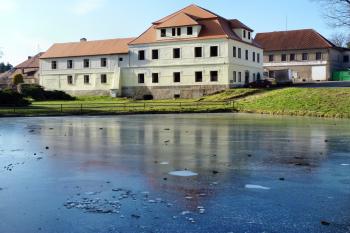 židovský obecní dům a koželužna (© František Kinař, 02/2015)