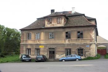 pohled od jihovýchodu ( © Milan Caha 06/2008)