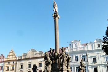 Mariánský sloup na Pernštýnském náměstí ( © Jan P. Štěpánek 09/2012)