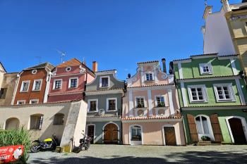 zástavba ulice Pod Sklípky (© Jan P. Štěpánek  05/2024)