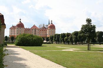 Zámek od severu (© Ivan Grisa, 08/2007)