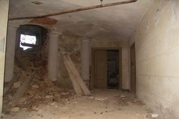Propadlé schodiště (© Martin Kuběna, 10/2008)