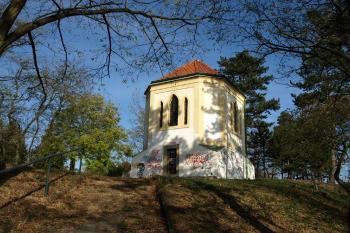 zvonice od jihozápadu ( © Milan Caha 10/2008)