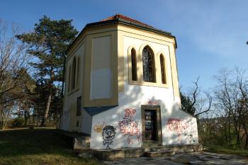 pohled od jihozápadu ( © Milan Caha 10/2008)