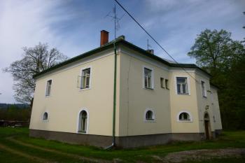 zámek Helvíkovice (© Vlastislav Mareček, 05/2016)