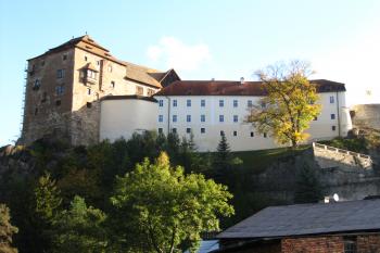 hrad (© Rodochrozit, 10/2011)