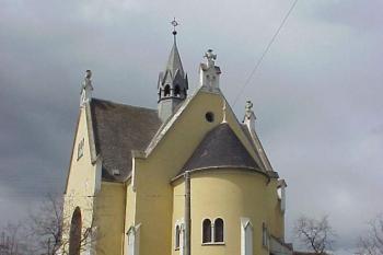 Ústí n.L.-Předlice kostel (© Creative Commons Lukáš Sova 2001)