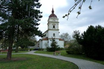 Kostel Narození Panny Marie (Chabařovice) ( © František Kinař 05/2017)