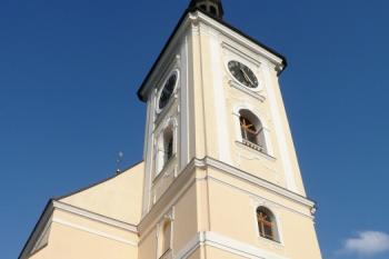 detail kostelní věže ( © Jan P. Štěpánek 09/2009)
