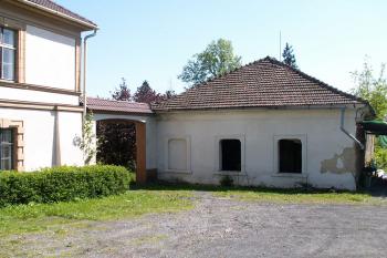 Celkový pohled na budovu zámecké kaple (© Miroslav BITTER 2005)
