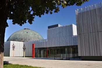 planetárium Mikuláše Koperníka (© Tomáš Berka, 10/2011)