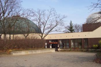 Brno - hvězdárna a planetárium M. Koperníka (© Ivo Rozehnal, 11/2008)