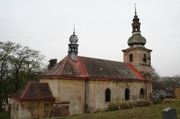 Kostel od severovýchodu (© Ivan Grisa, 11/2008)