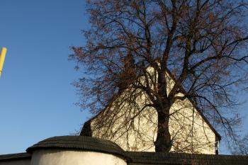 bašta v opevnění kostela ( © Milan Caha 11/2008)