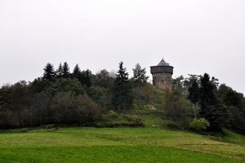 Pohled od Bochova ( © Radovan Smokoň 10/2010)
