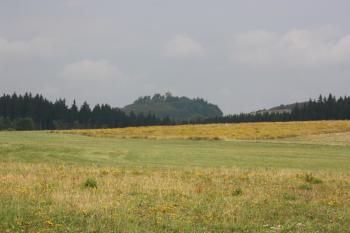 Hartenštejn od cesty Údrč - Teleč ( © Ivan Grisa 08/2009)
