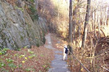 Cesta k východu z jeskyně (© Martin Smital, 11/2008)