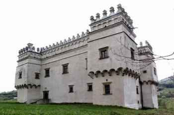 Pohled od severozápadu ( © Pavel Zany Komárek 6/5/2005)