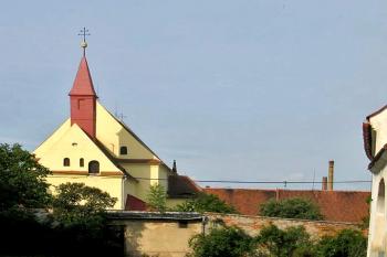 Kapucínský klášter v Žatci ( © Pavel Vítek 08/2006)