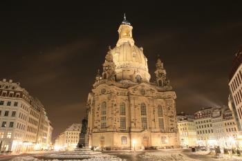 Kostel od jihu ( © Stanislav Šůna 01/2010)