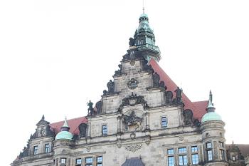 Severní průčelí Jiřího brány (Georgentor) (© Ivan Grisa, 11/2008)