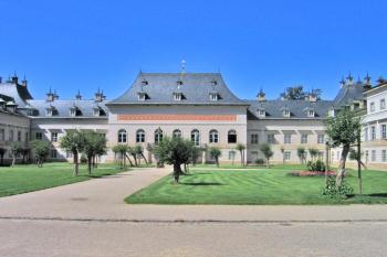 Nový palác ( © Pavel Vítek 08/2009)