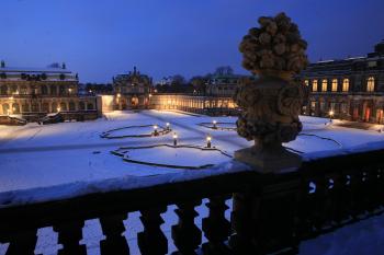 Nádvoří od východu ( © Stanislav Šůna 01/2010)