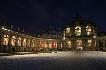 Pavilon se zvonkohrou z nádvoří ( © Stanislav Šůna 01/2010)