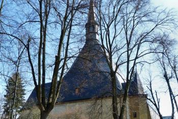 Kostel Povýšení svatého Kříže ( © František Kinař 05/2017)