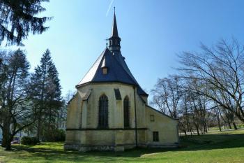 Kostel Povýšení svatého Kříže ( © František Kinař 05/2017)