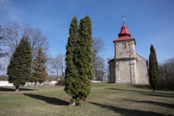 Mikulovice-kostel (© Daleda 2012)