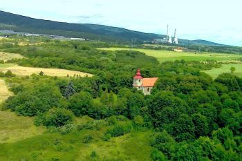 Mikulovice-kostel (© Abarta 61  2012)