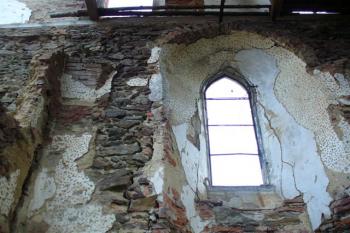 okno kaple (© zdeněk komínek, 10/2008)