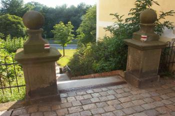 schodiště v místě západní fortny ( © Milan Caha 08/2008)